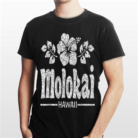 Stylish Molokai Shirts for Your Comfortable Island Adventure